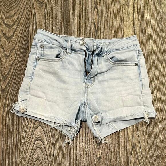 American Eagle High Rise Shortie Shorts Next Level Stretch Light Wash Blue Sz 2 - Picture 1 of 8